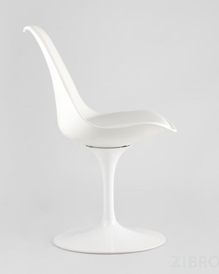 Tulip белая, 2 стула, диаметр стола 80 см