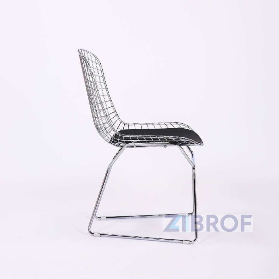 Bertoia хромированный металл с черной подушкой из экокожи