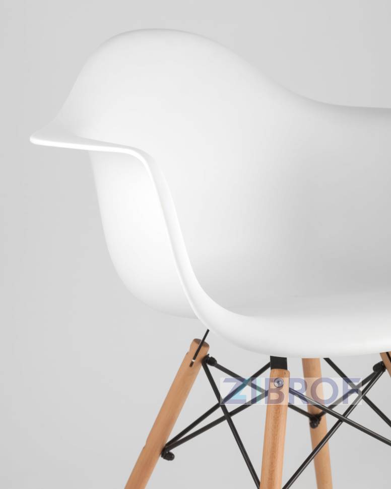 стол Eames 120*80, 2 стула Eames DSW, 2 стула Eames DAW