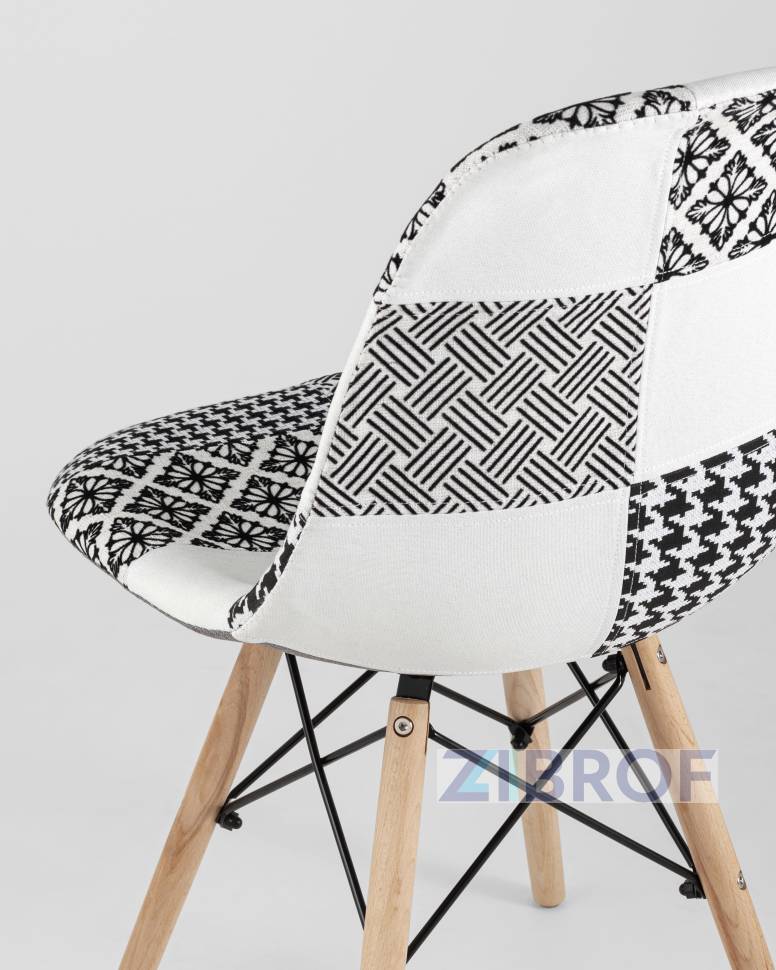 Обеденная группа стол Rondo раскладной 100-135*100 см белый, стулья Eames пэчворк черно-белые